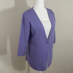 Spring & Mercer sz med cardigan single button closure in lilac